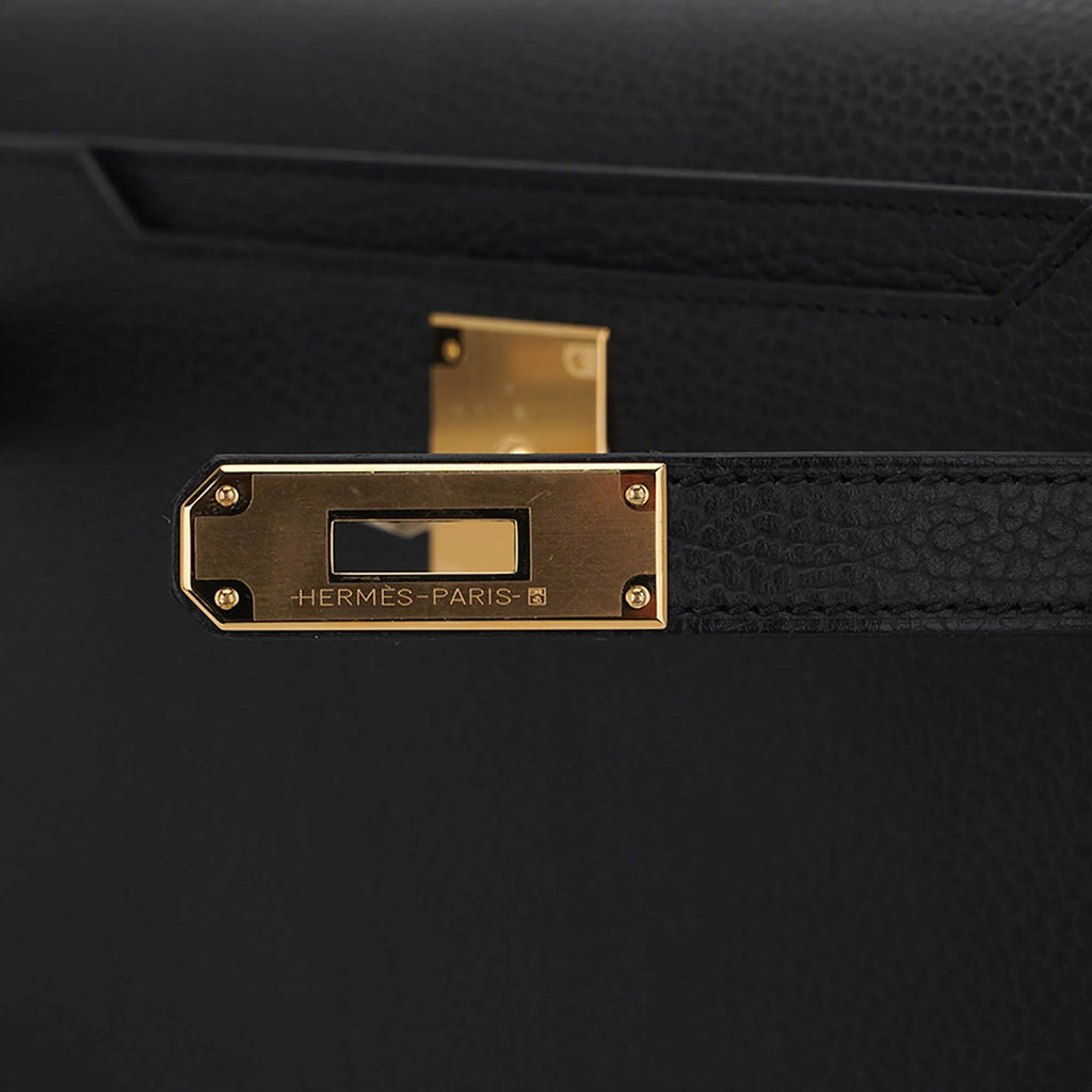 Kelly Depeches 25 Pouch Black Galop D’Leather with Gold Hardware